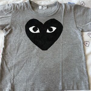 Comme des Garcons Gray Tee with Black Heart Motif